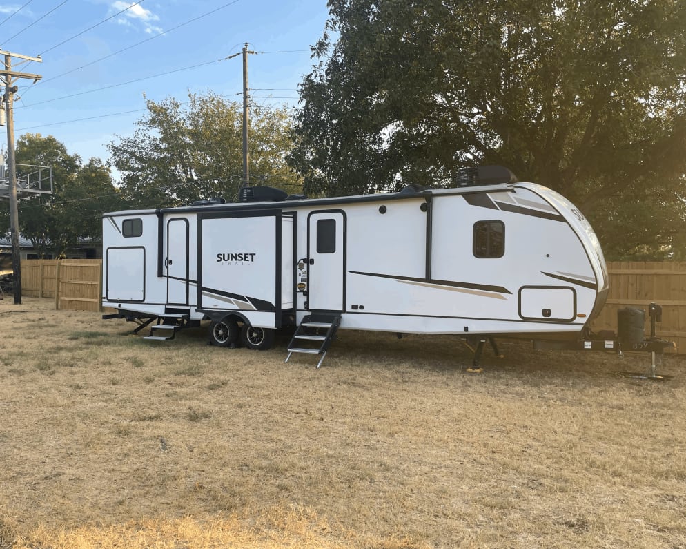 2022 Crossroads RV Sunset Trail Travel Trailer for rent in McGregor Texas