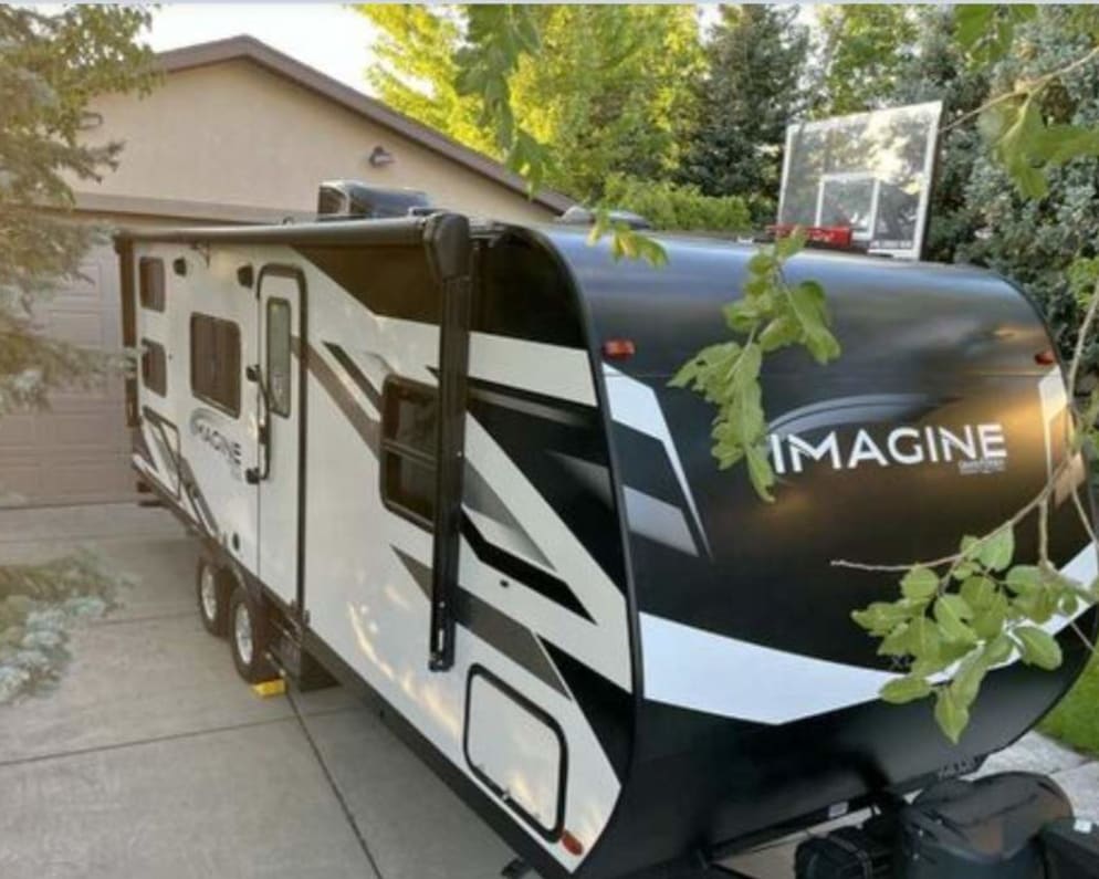 2022 Grand Design Imagine XLS