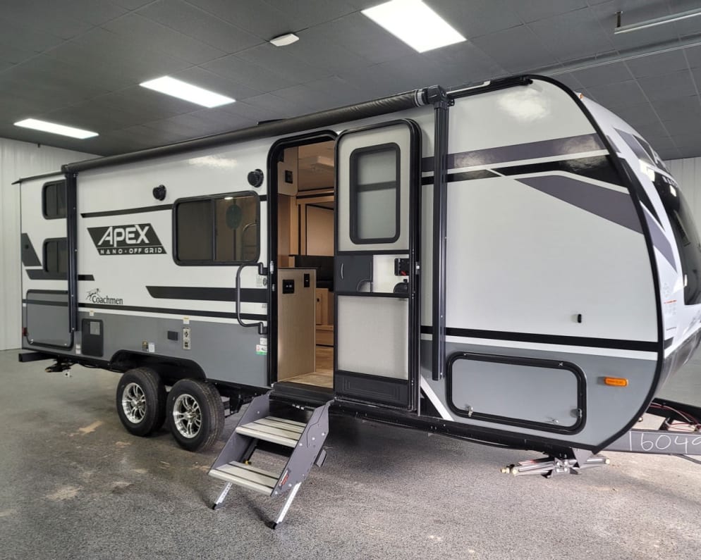 2022 Travel Trailer RV for Rent in Trimble, Missouri