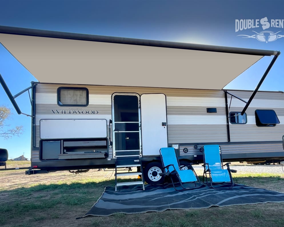 The Mountain Climber Camper is large Enough for Everyone!