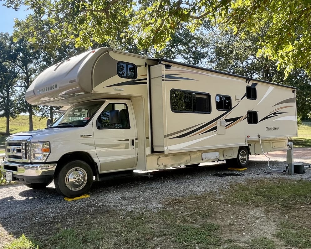 2019 Winnebago Minnie Winnie Class C RV for Rent in Celina, TX - RVUSA.com