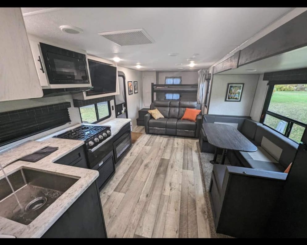 2022 Sportsmen SE Travel Trailer for rent in West Des Moines Iowa