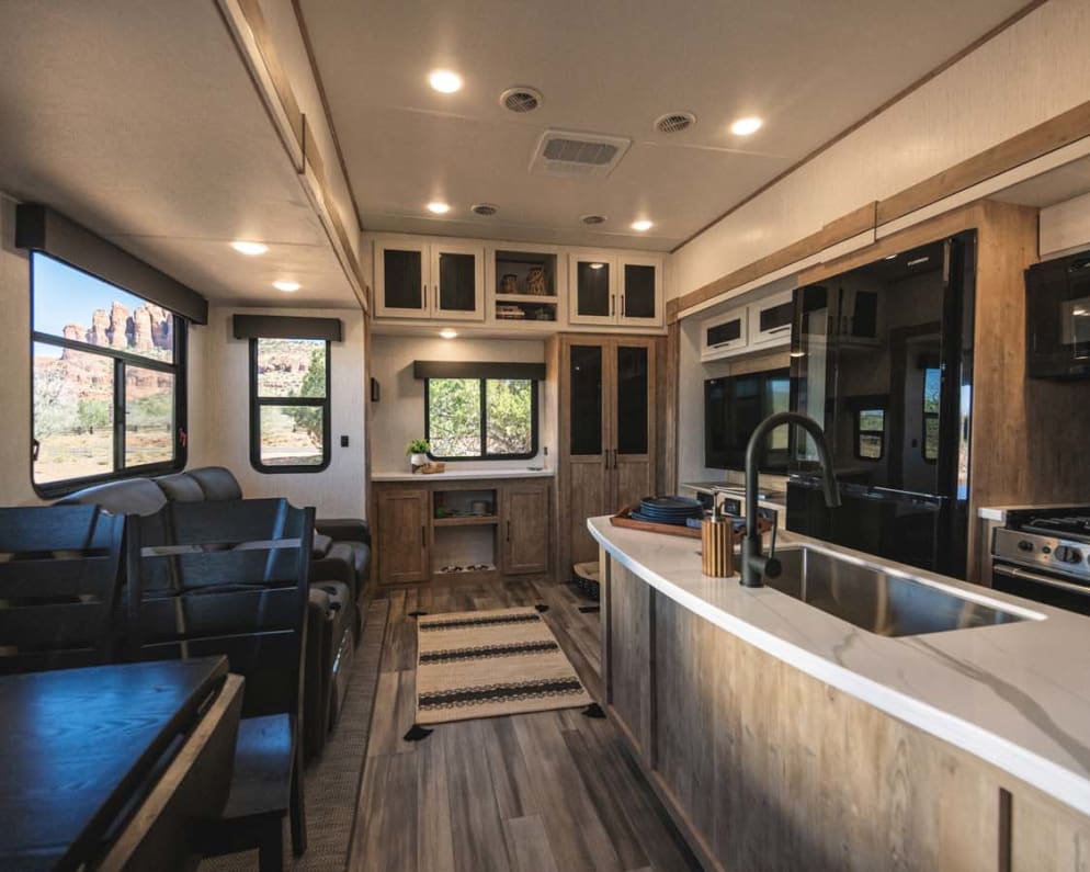 2023 Fifth Wheel RV for Rent in Livingston, TX