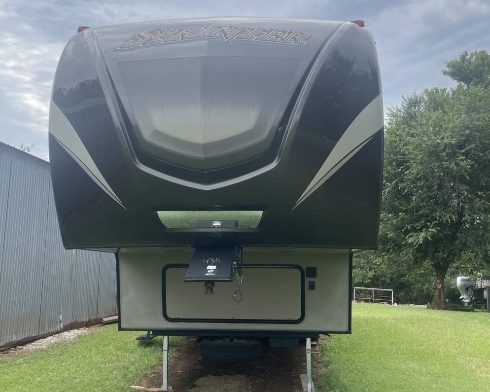 2016 Fifth Wheel RV for Rent in Chickasha, Oklahoma