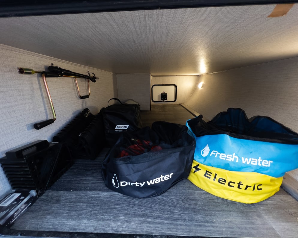 Travel Trailer RV for Rent in Elk Grove, California