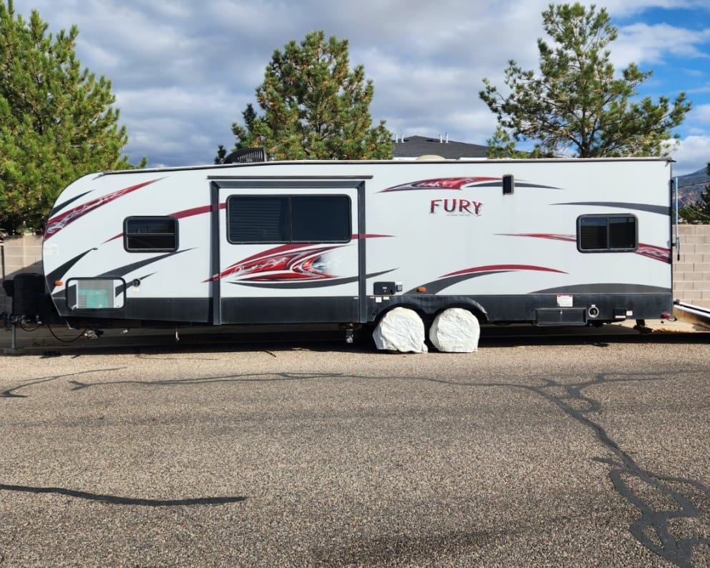 2017 Toy Hauler RV for Rent in Cedar city, Utah