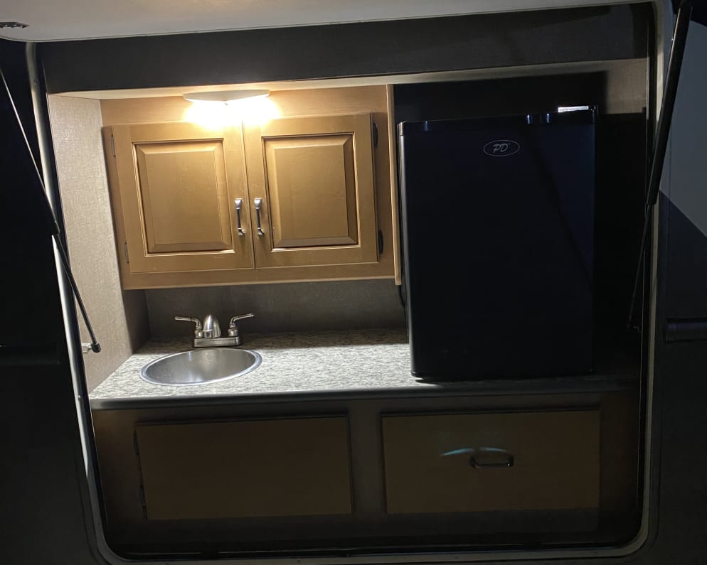 2017 Hurricane  by Thor for rent in 91761