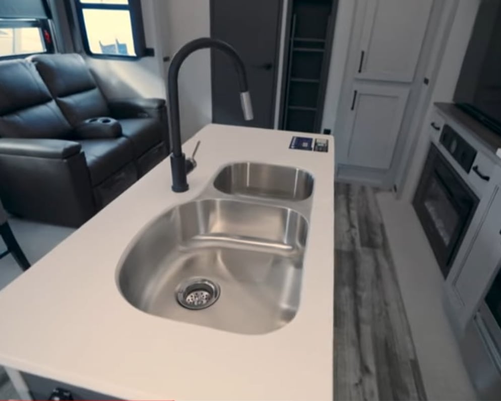 2023 Keystone RV Montana High Country available for rent in Chandler Arizona