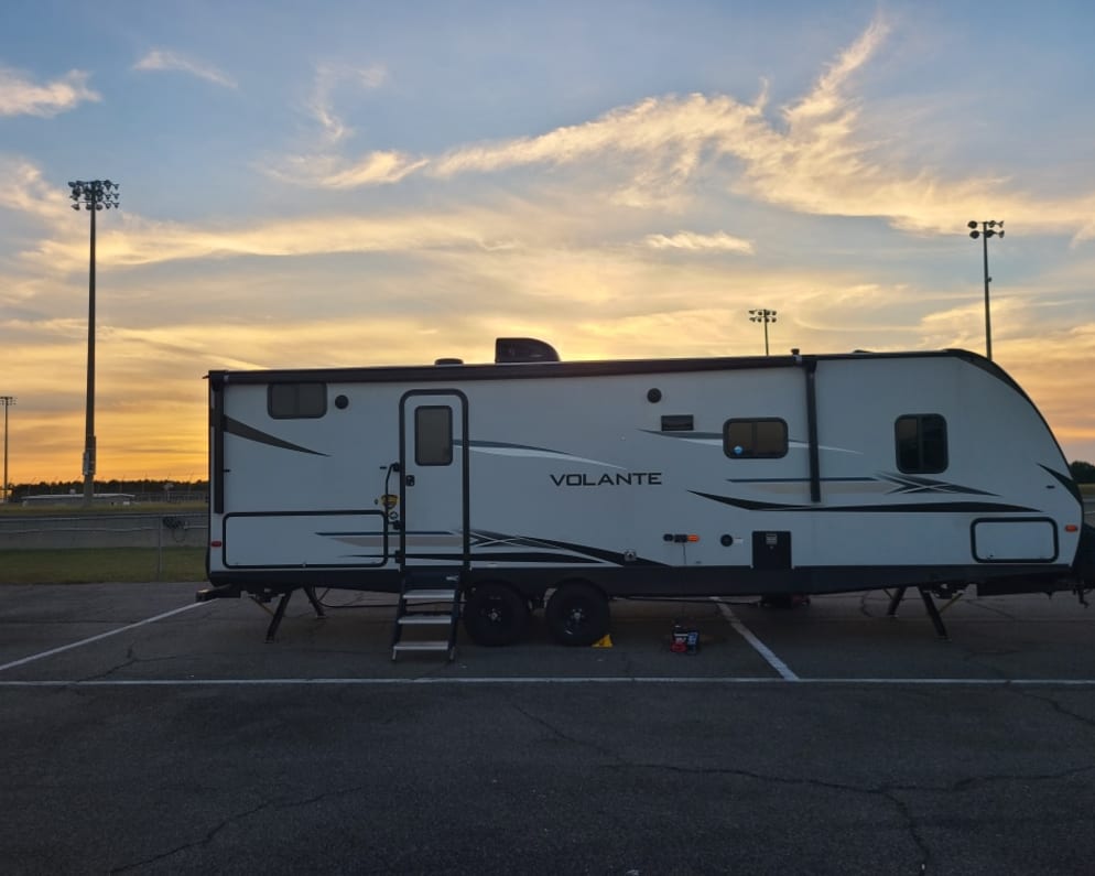 Travel Trailer RV for Rent in Moreland,