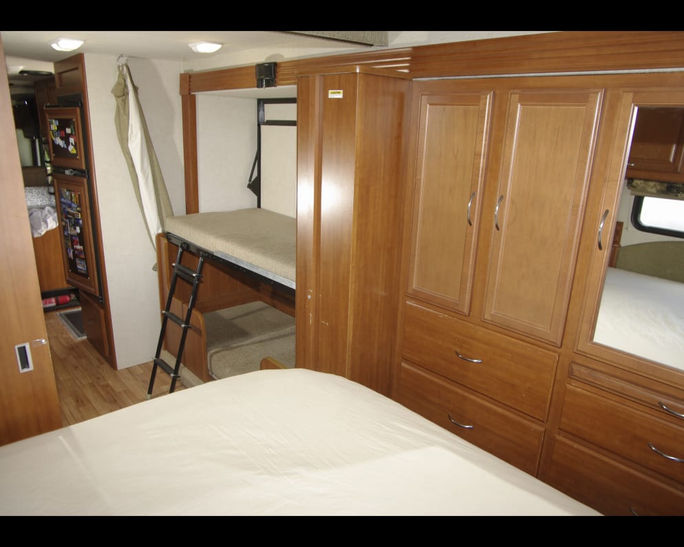 2010 Fleetwood Encounter 32BH Class A for rent in Elgin South Carolina