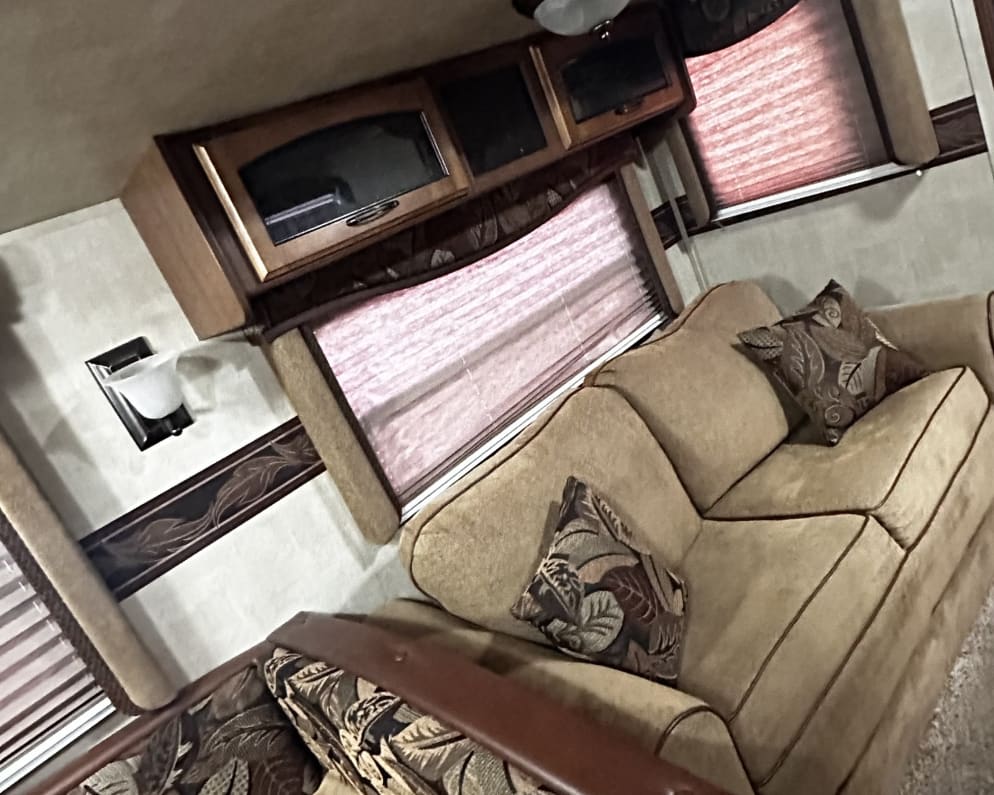 2014 Keystone RV Springdale Travel Trailer for rent in Washougal Washington
