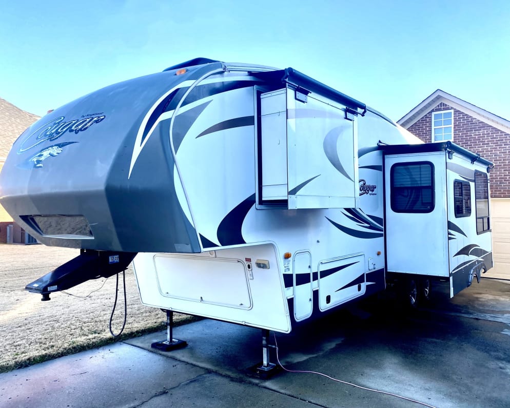 2012 Keystone Cougar available for rent in New Market Alabama