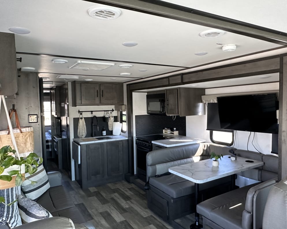 2021 FR3 FR3 Motorhome available for rent in Rancho Cucamonga California