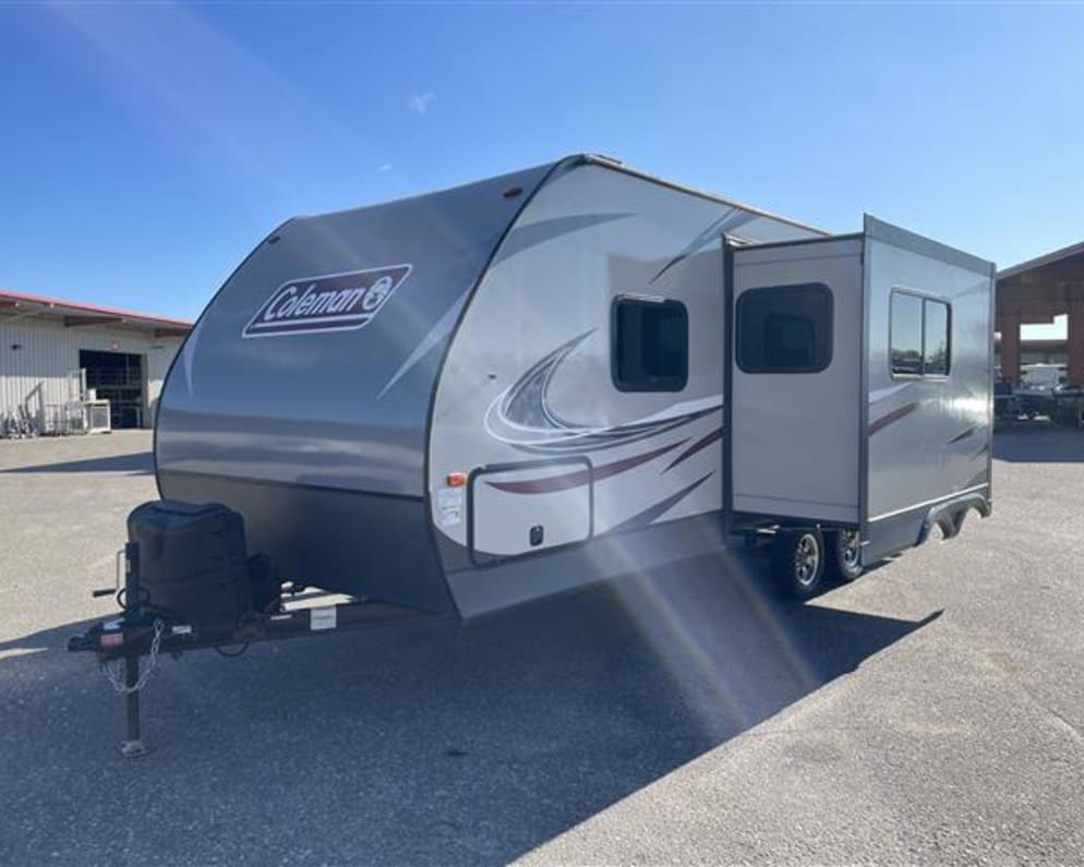 2018 Coleman 2305QB available for rent in Aylmer Ontario