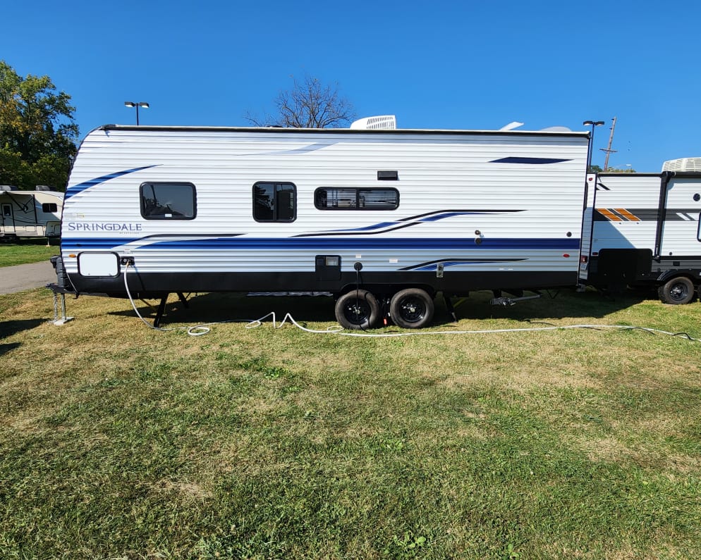 2021 Travel Trailer RV for Rent in Zanesville, Ohio