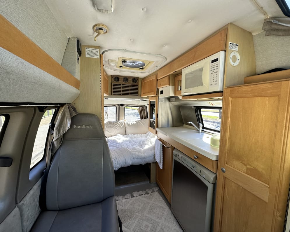 2007 Class B RV for Rent in Austin, Texas - RVUSA.com