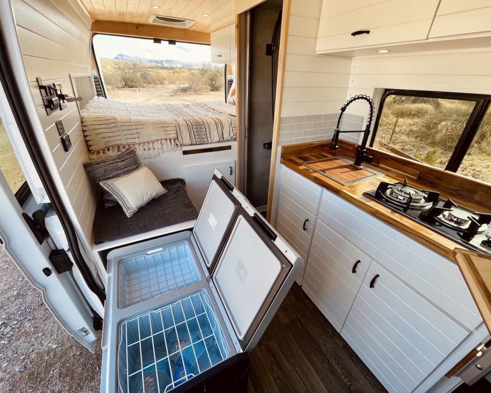 2023 Tommy Campervans Maddox available for rent in El Segundo California