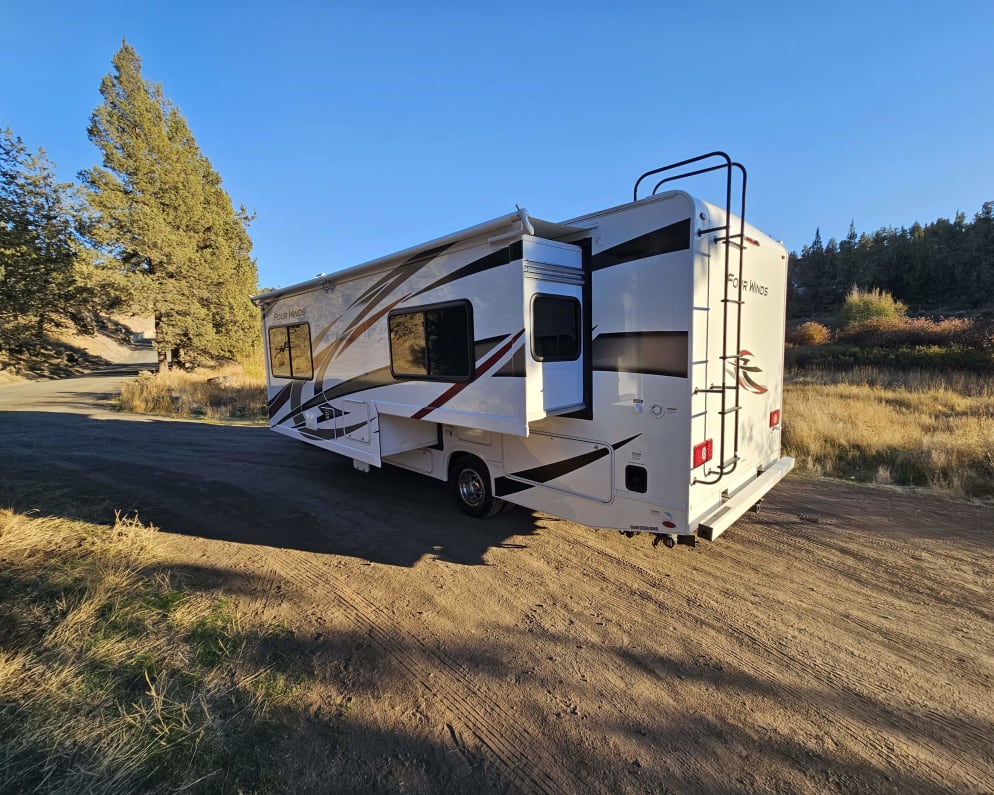 2023 Thor Four Winds available for rent in Bend Oregon