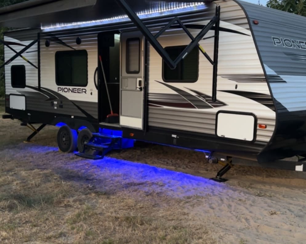 2020 Travel Trailer RV for Rent in Palestine, Texas