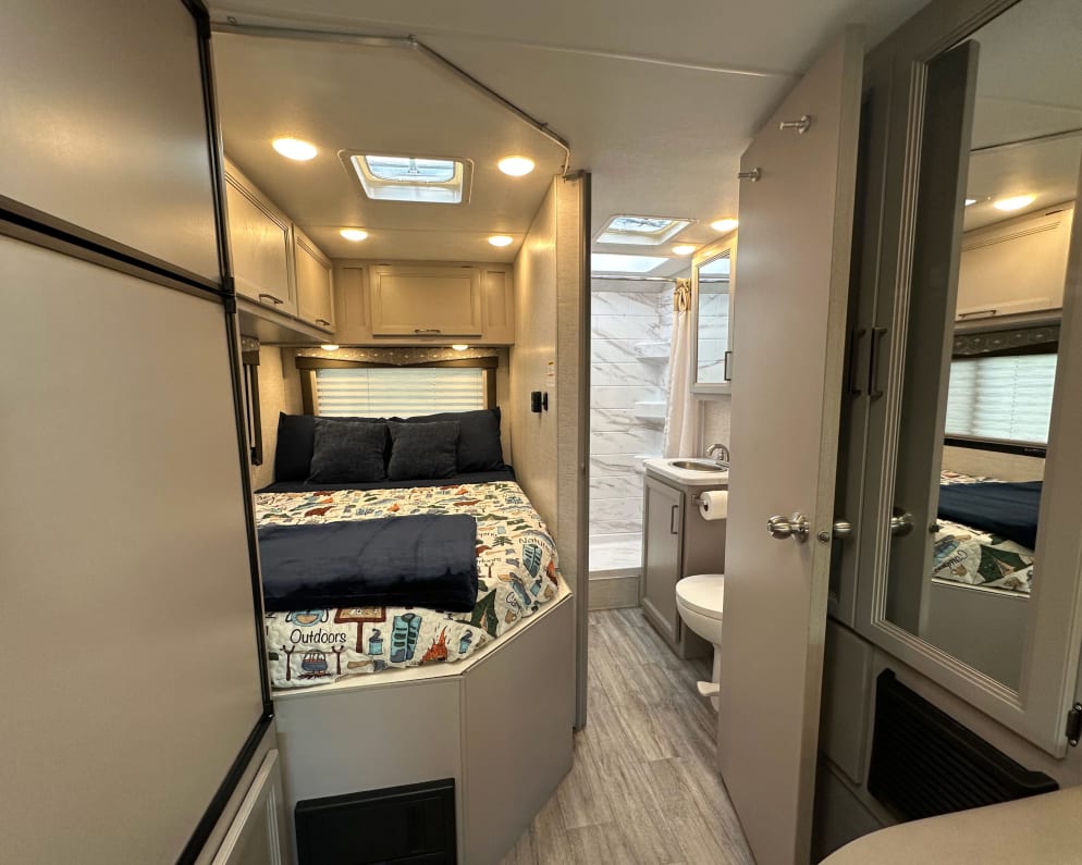 2024 Thor Four Winds available for rent in Springfield Missouri