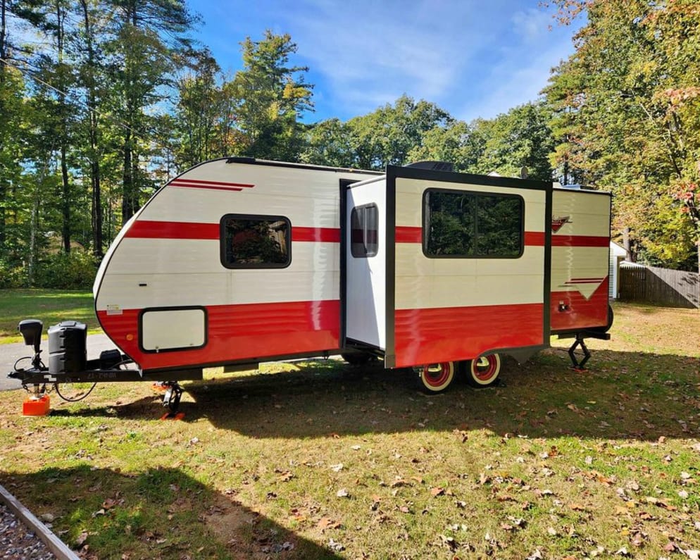 2023 Travel Trailer RV for Rent in Nottingham, New Hampshire