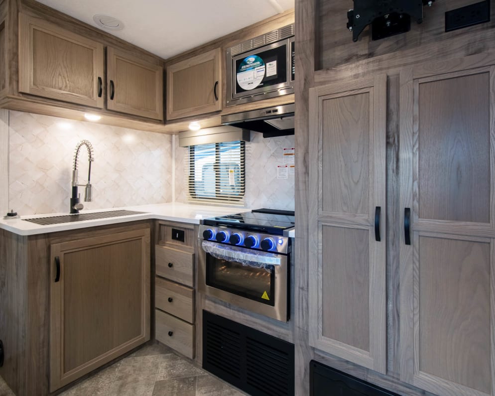 2023 Palomino Solaire Ultra Lite Travel Trailer for rent in Charleston South Carolina