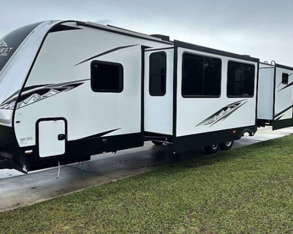 2023 Travel Trailer RV for Rent in Tavares, FL