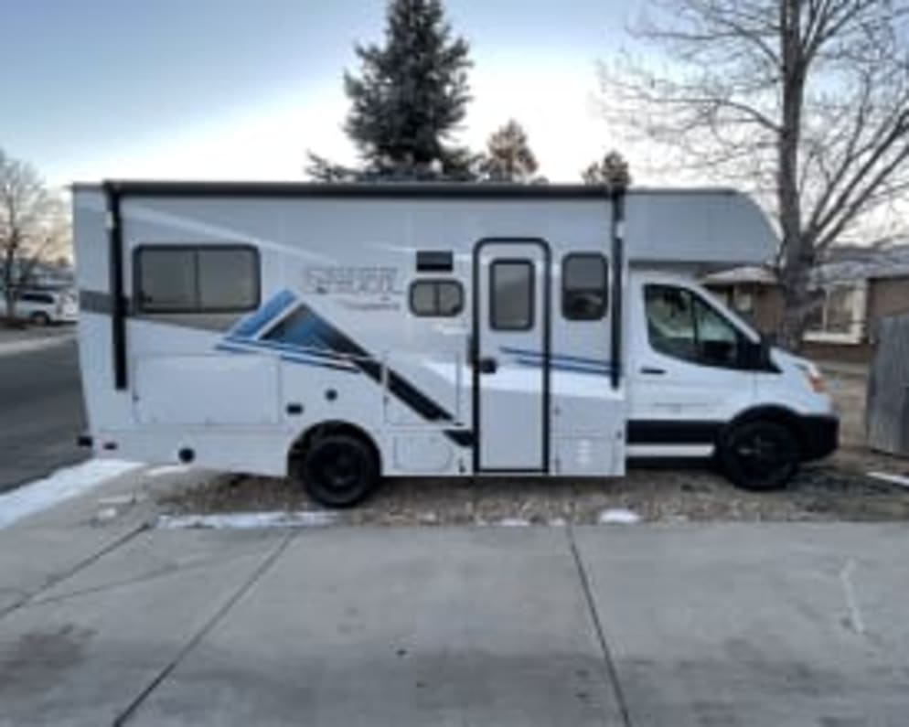 Side View of 2022 Coachman Cross Trails