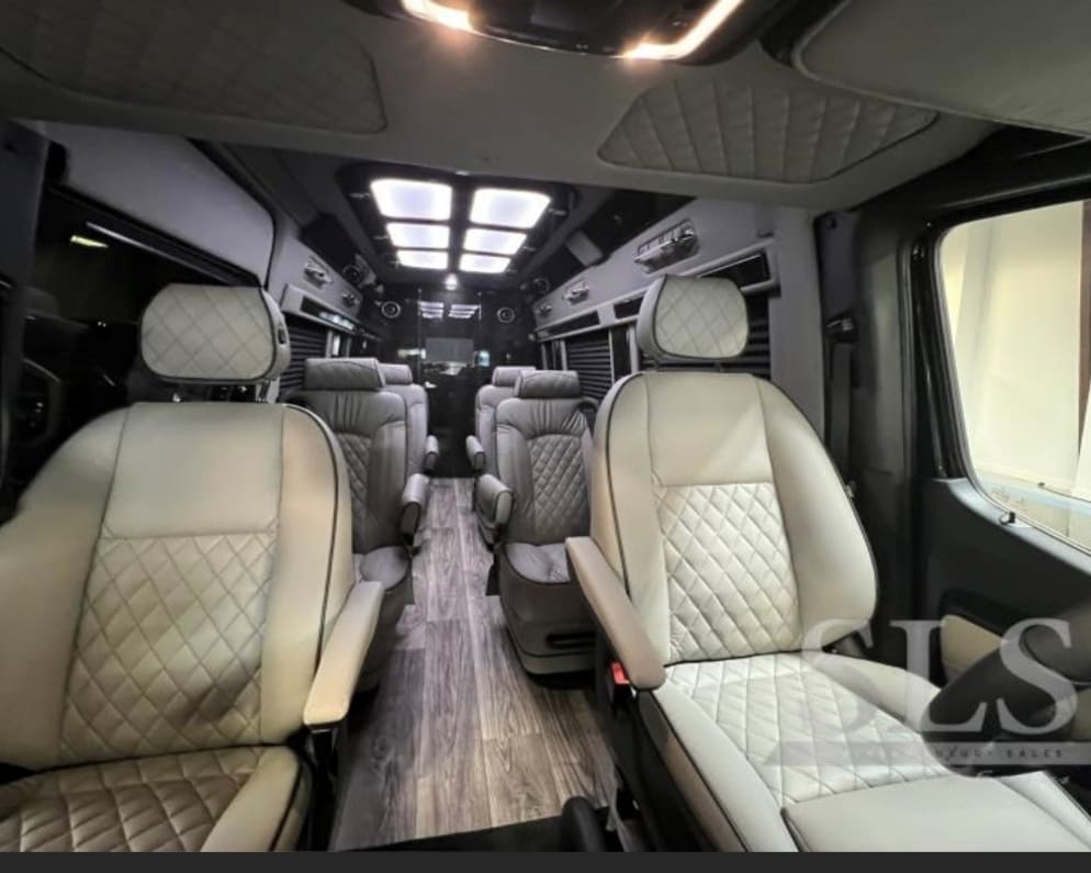 2024 Midwest Automotive Designs Day Cruiser available for rent in Kingwood Texas