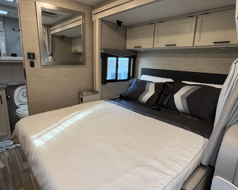 2023 Class C RV for Rent in Sevierville, TN
