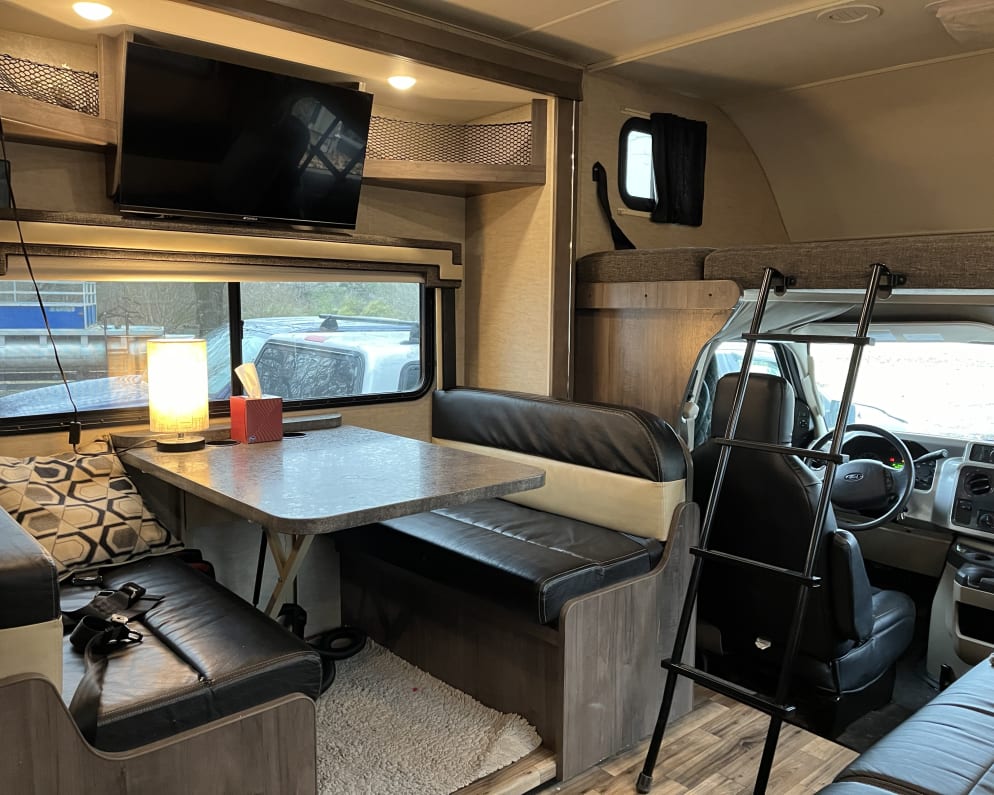 2017 Winnebago Spirit Class C for rent in Nesbit Mississippi
