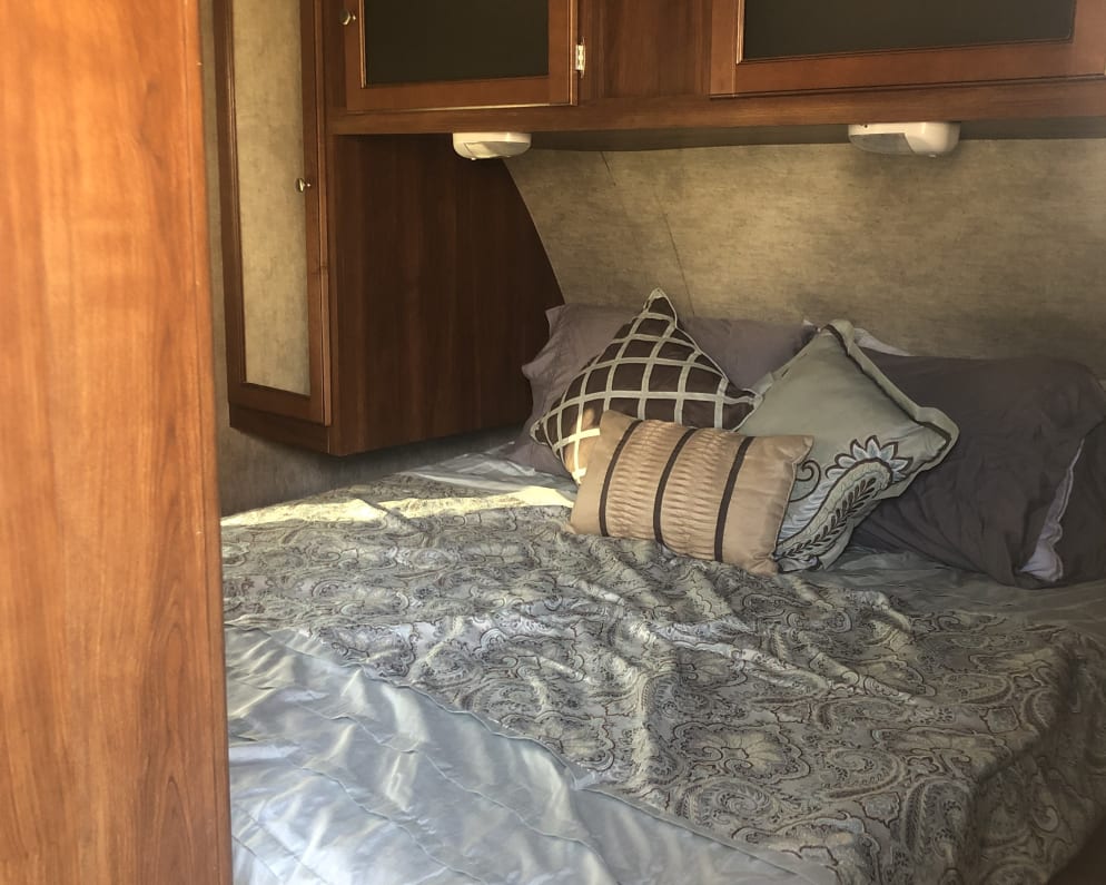 2015 Keystone RV Bullet Ultra Lite available for rent in Shepherd Montana