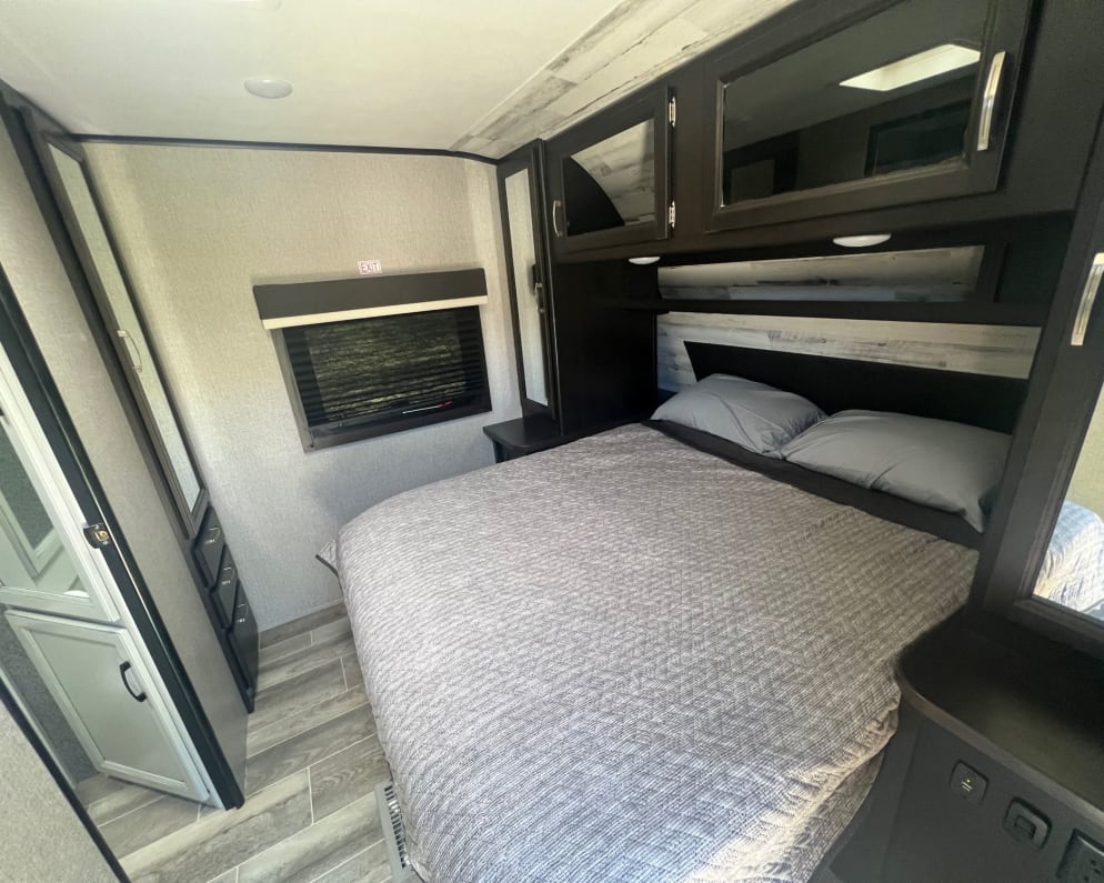 2021 Jayco Jay Feather available for rent in Central Point Oregon