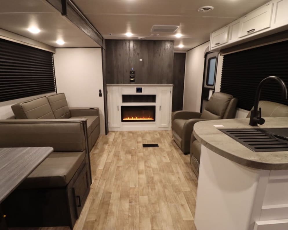 2023 Hideout  by Keystone RV for rent in 50321