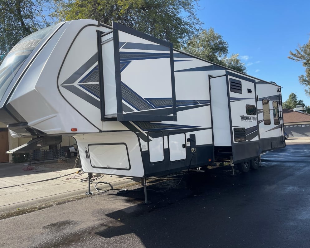 2018 Grand Design Momentum Toy Hauler Fifth Wheel for rent in Chino California