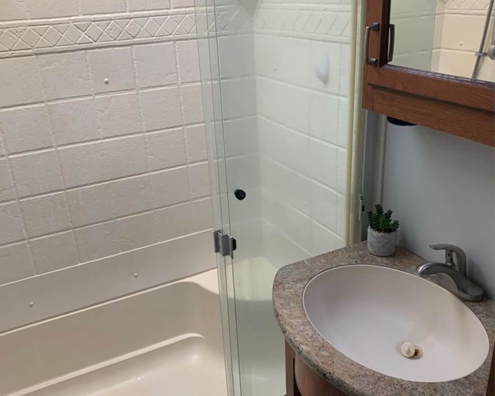 2015 Fifth Wheel RV for Rent in Marengo, Ohio