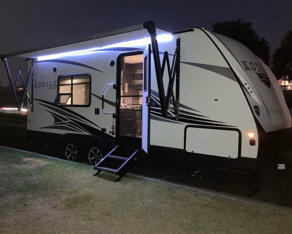 2019 Dutchmen Kodiak Ultra Lite Travel Trailer for rent in Chula Vista California