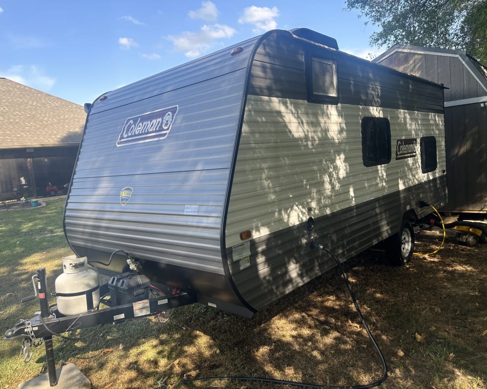 2023 Apex NanoToy Hauler  by Coachmen for rent in 39047