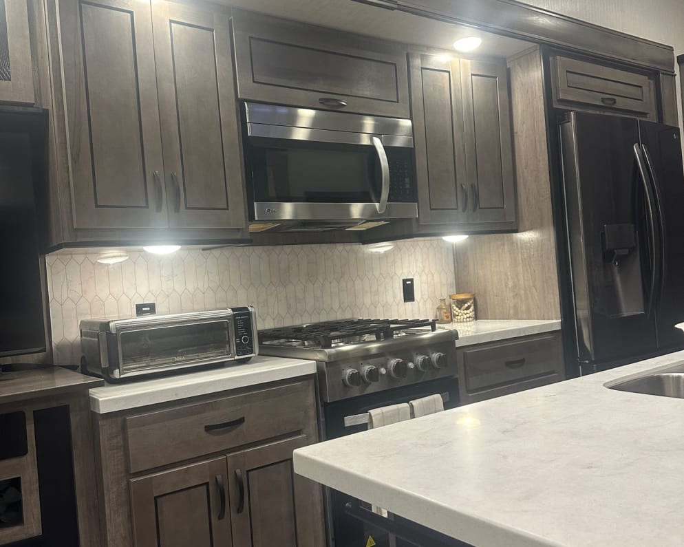 2022 Cedar Creek Fifth Wheel  by Cedar Creek for rent in 35976