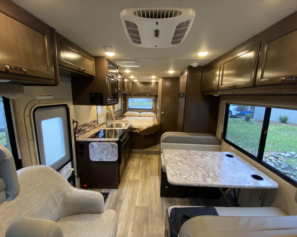 Class C RV for Rent in West Deptford, New Jersey