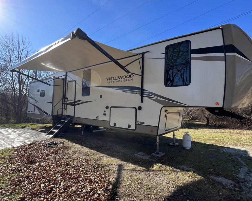 2022 Fifth Wheel RV for Rent in Piqua, Ohio