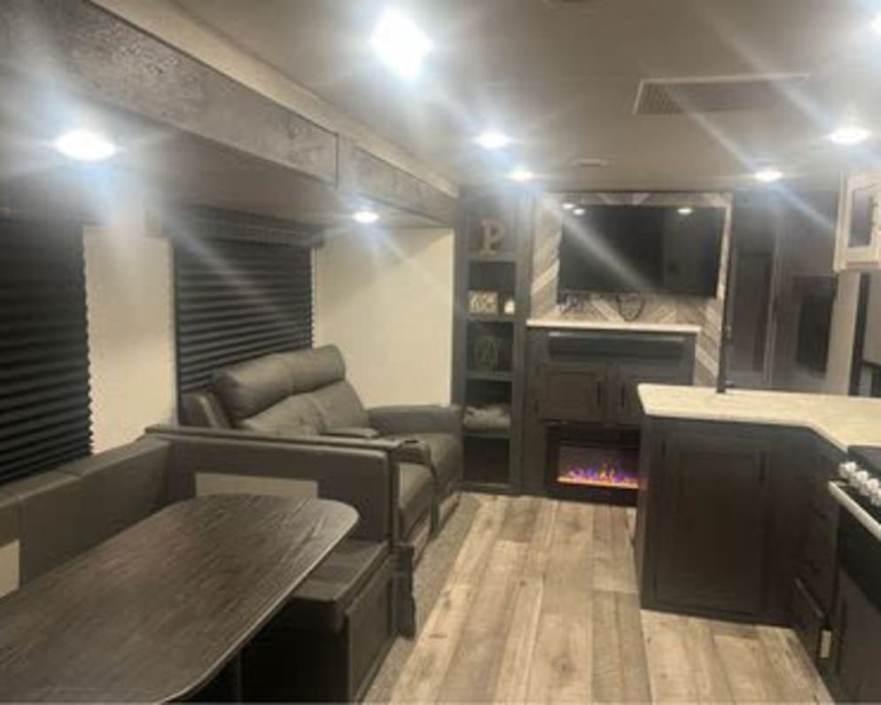2022 Travel Trailer RV for Rent in Nixa, Missouri