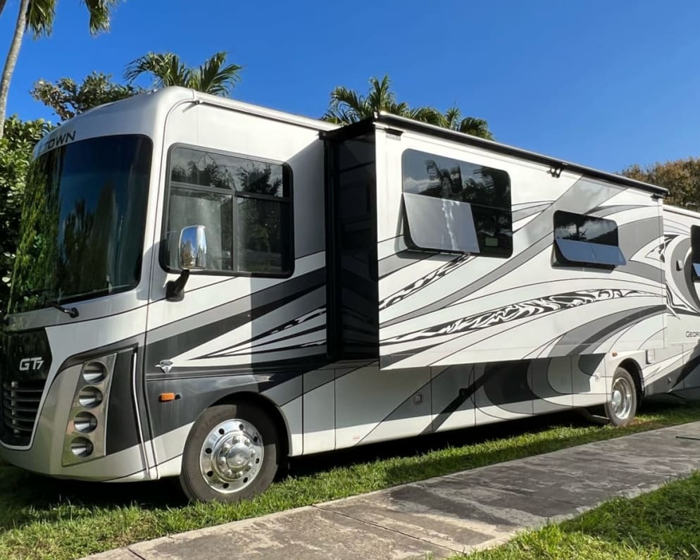 2021 Forest River Georgetown 7 Series 36D7 Class A RV for Rent in ...