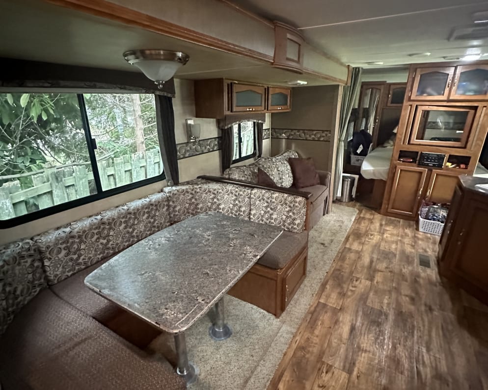 2014 Passport Grand Touring  by Keystone RV for rent in V8N 0b2