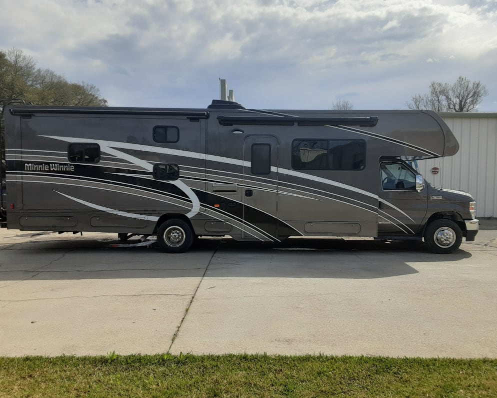 2022 Class C RV for Rent in Baton Rouge, Louisiana