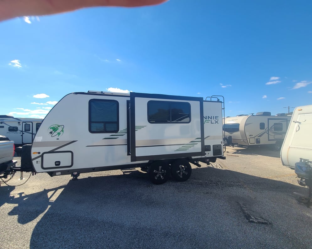 2022 Micro Minnie FLX  by Winnebago for rent in 78253