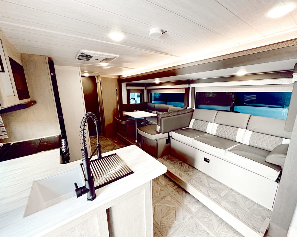 2024 Forest River Wildwood X-Lite Platinum Travel Trailer for rent in Clarksville Tennessee