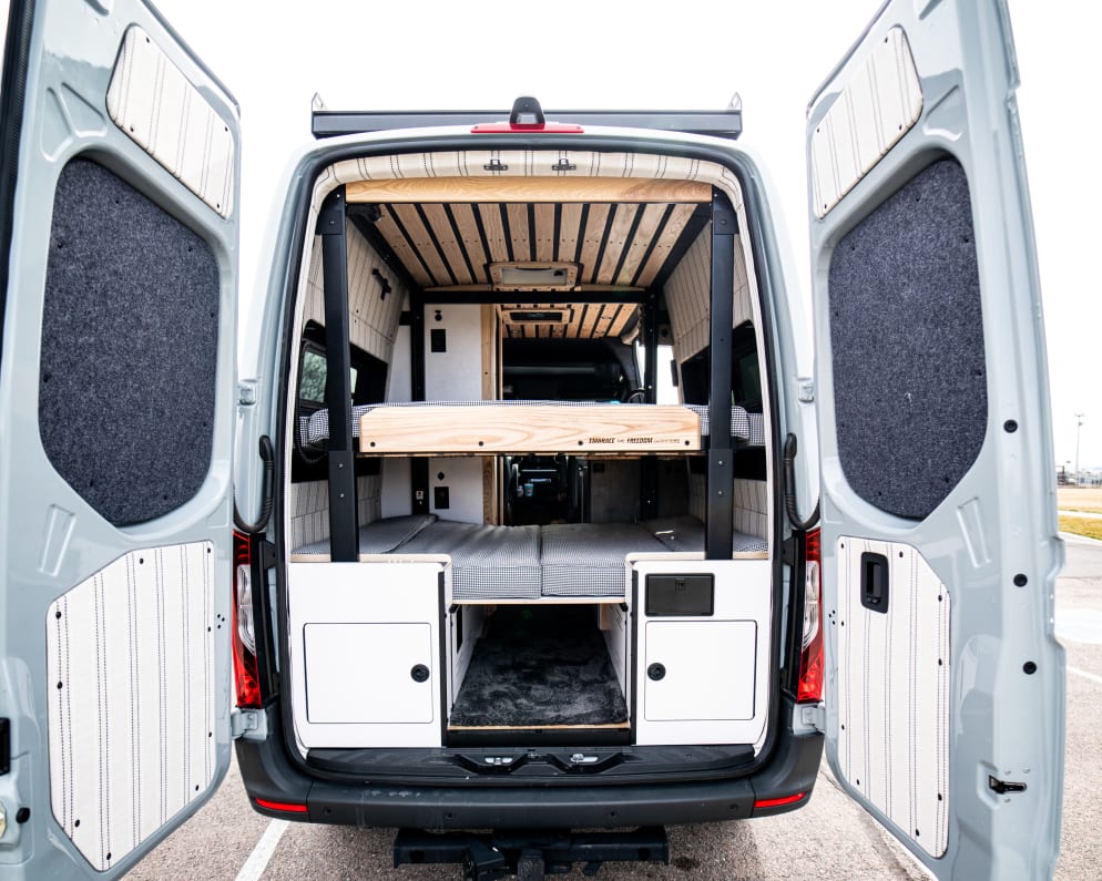 Class B RV for Rent in Lindon, Utah