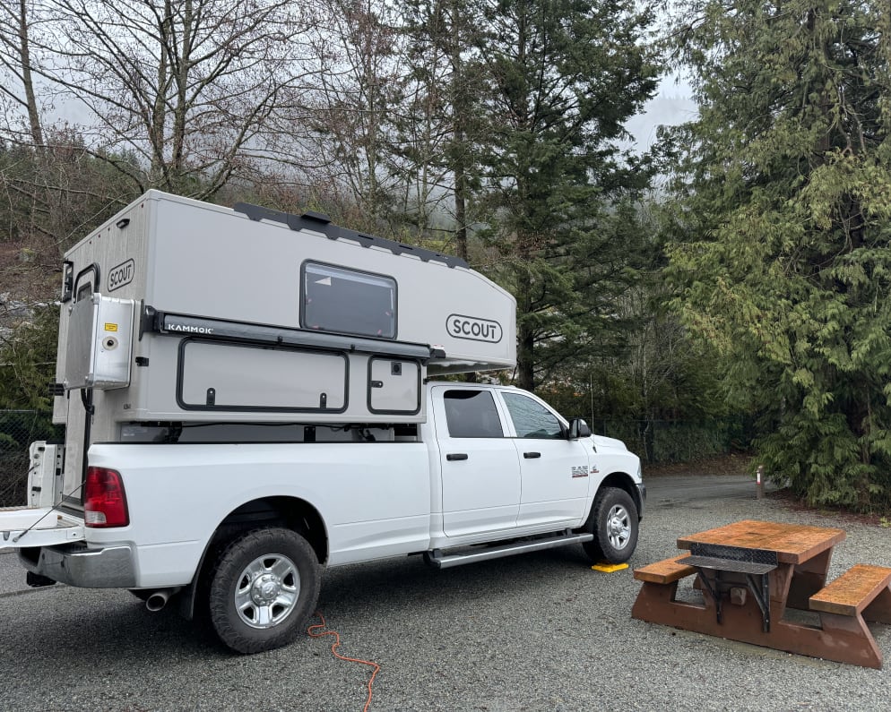 2018 Dodge 1 Ton Pu  by Dodge for rent in V2W 1Z6