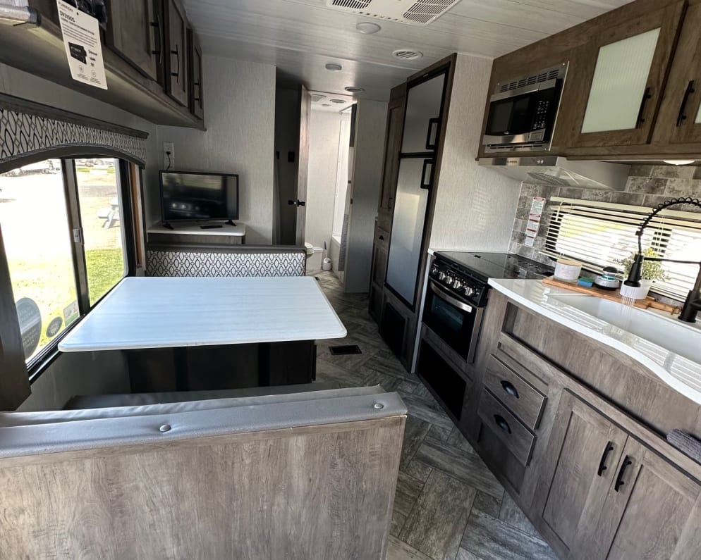 2022 Travel Trailer RV for Rent in Pismo Beach, California